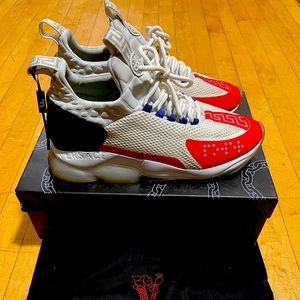 Chain Reaction low top sneakers